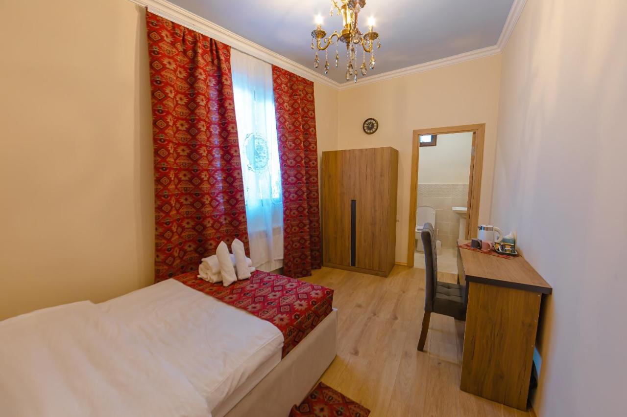 Deghceni Clubhouse Hotel Dilijan Bagian luar foto