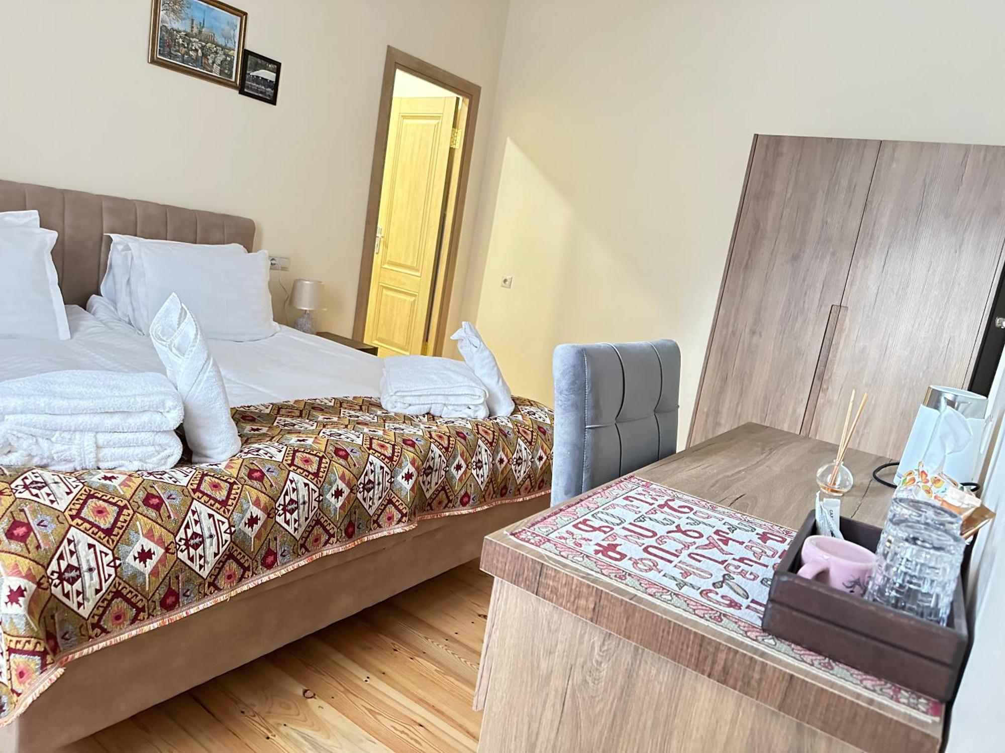 Deghceni Clubhouse Hotel Dilijan Bagian luar foto